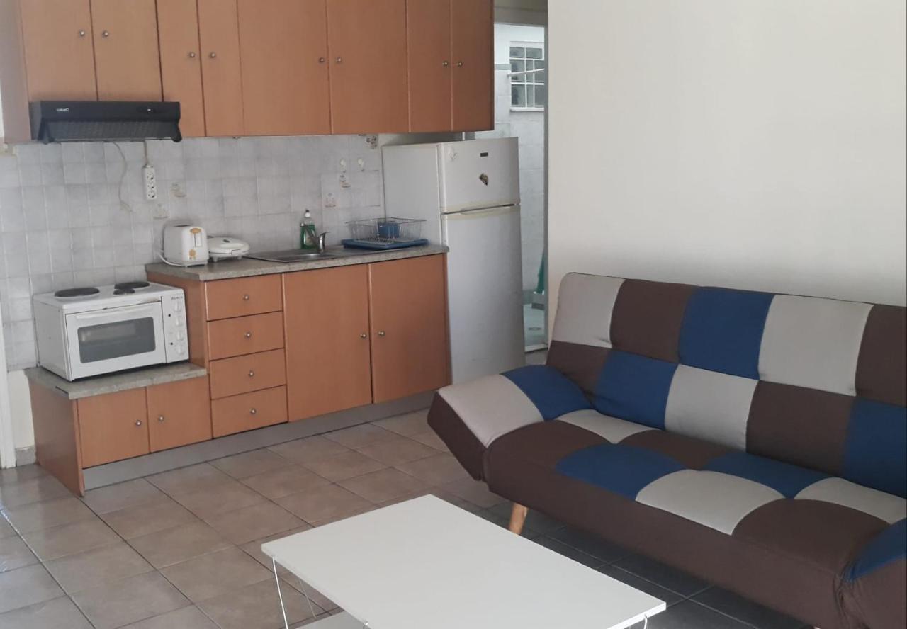 Central Apartments Eretria Eksteriør bilde